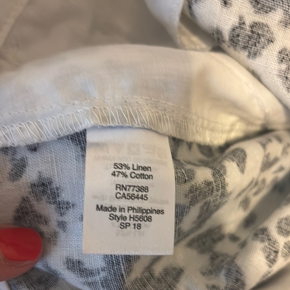 J. Crew 3.5" Black and White Patterned Linen Women's Shorts - Picture 4 of 6